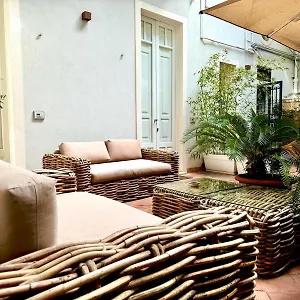 Cortile Nobile Luxury Aeroporto di Catania Fontana Rossa